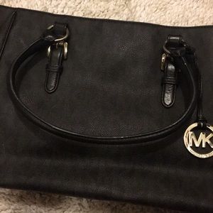 MICHAEL KORS TOTE 🎉SALE🎉